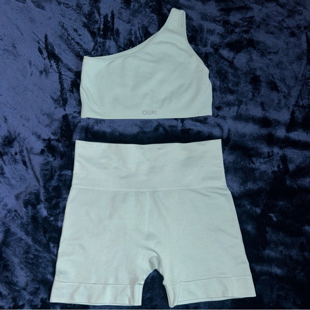 OUAI Ribbed Activewear Top in Light Gray
